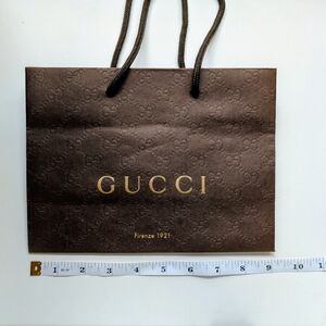 Authentic Gucci Small Shopping Gift Bag – Brown w/ Gold Logo